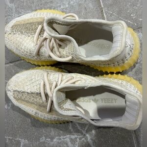 Yeezy Adidas 350 Boost. color Tan and White.